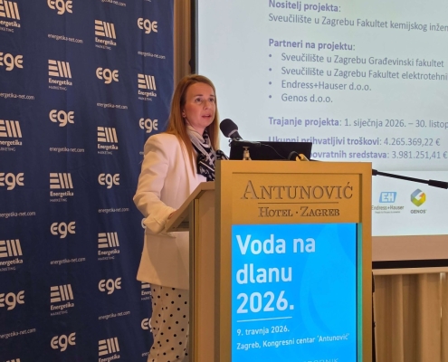 Voda_na_dlanu_2